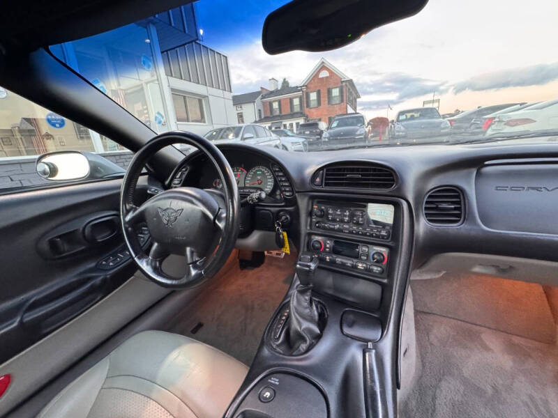 2004 Chevrolet Corvette