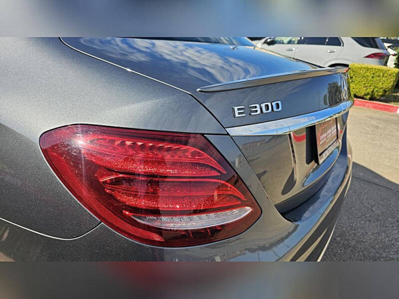 2018 Mercedes-Benz E-Class E 300