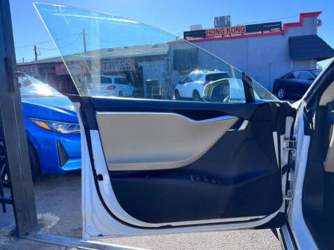 2013 Tesla Model S Performance