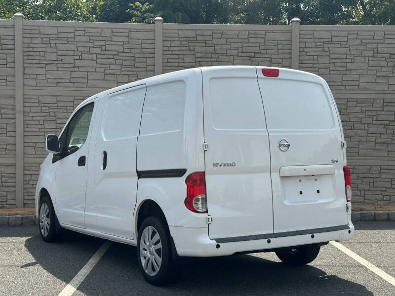 2021 Nissan NV200 SV photo 5