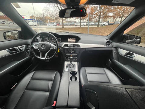 2013 Mercedes-Benz C-Class C 300 Luxury 4MATIC