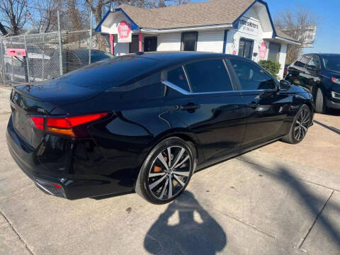 2019 Nissan Altima 2.5 SR