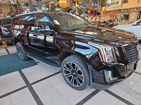 2019 Cadillac Escalade Luxury