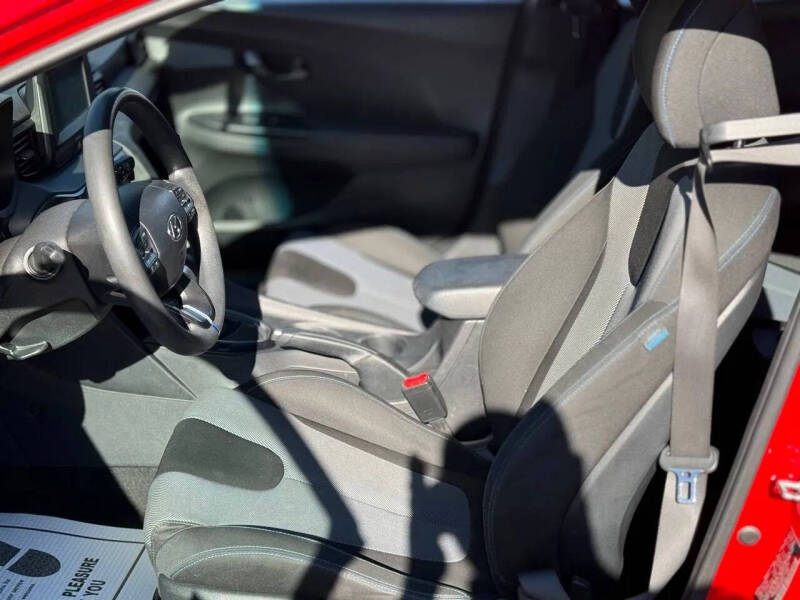 2019 Hyundai Veloster