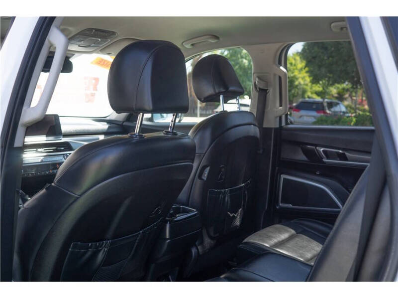 2022 Kia Telluride LX