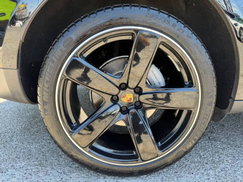 2016 Porsche Macan S