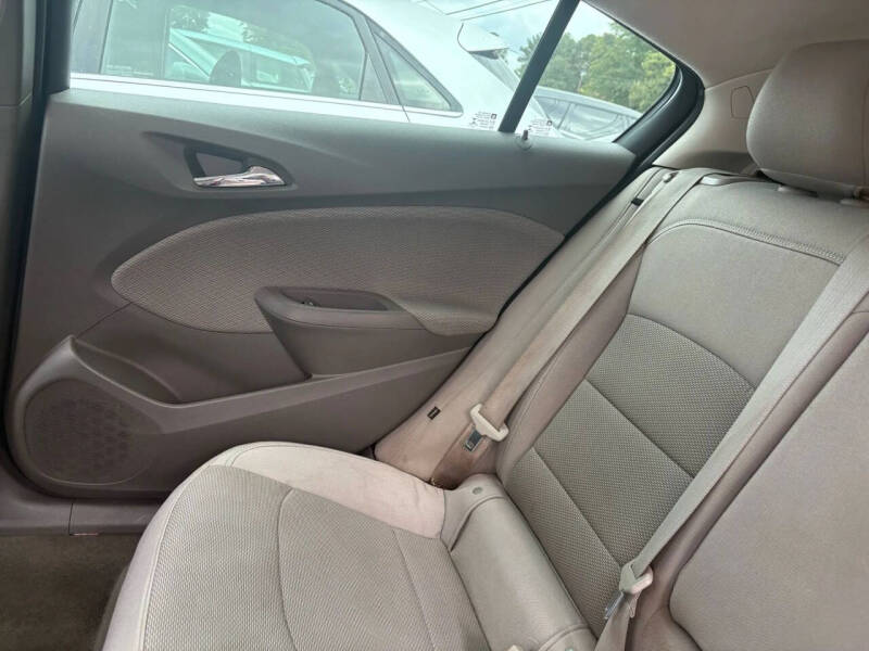 2017 Chevrolet Cruze LT Auto