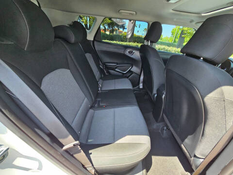 2021 Kia Soul GT-Line