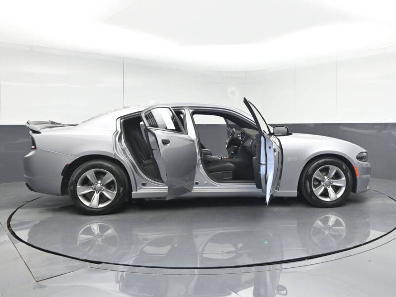 2017 Dodge Charger SXT