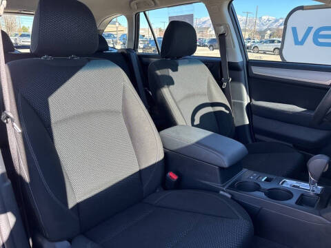 2019 Subaru Outback 2.5i