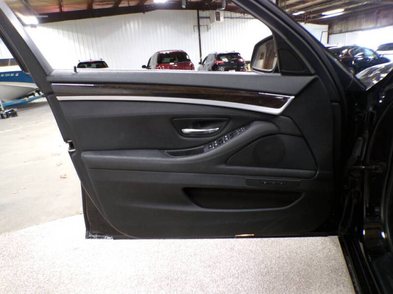 2013 BMW 5 Series 528i xDrive