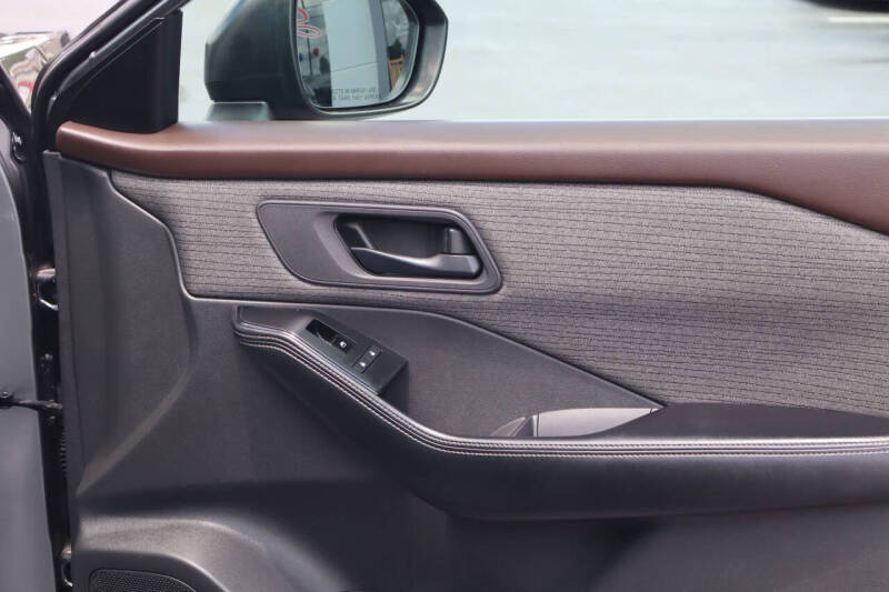 2022 Nissan Rogue S