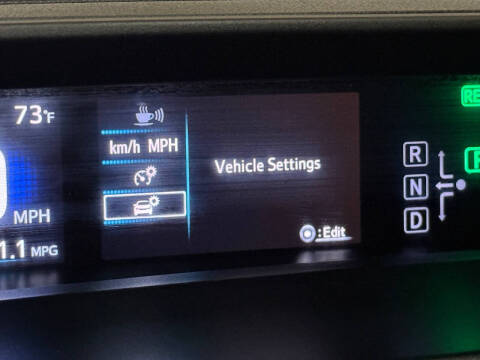 2019 Toyota Prius L Eco