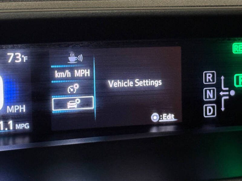 2019 Toyota Prius L Eco