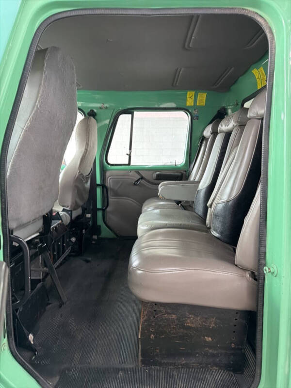 2002 International 4900