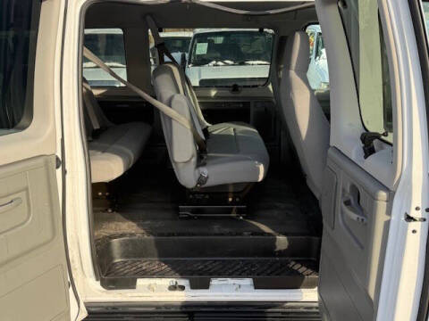 2011 Ford E-Series E-350 SD XL