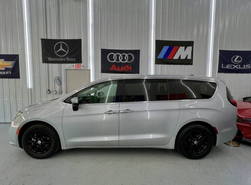 2023 Chrysler Pacifica Touring L