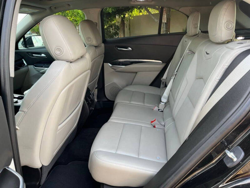 2020 Cadillac XT4 Luxury