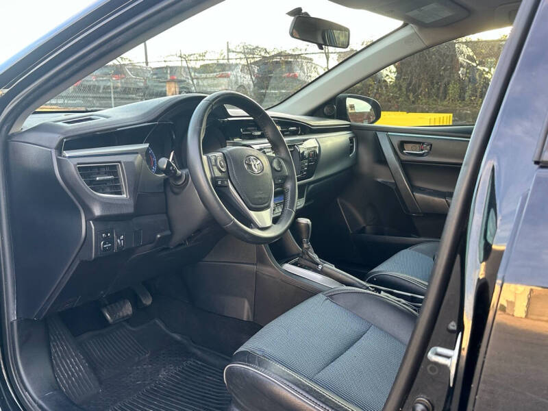 2016 Toyota Corolla LE Plus