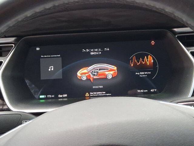 2017 Tesla Model S 90D