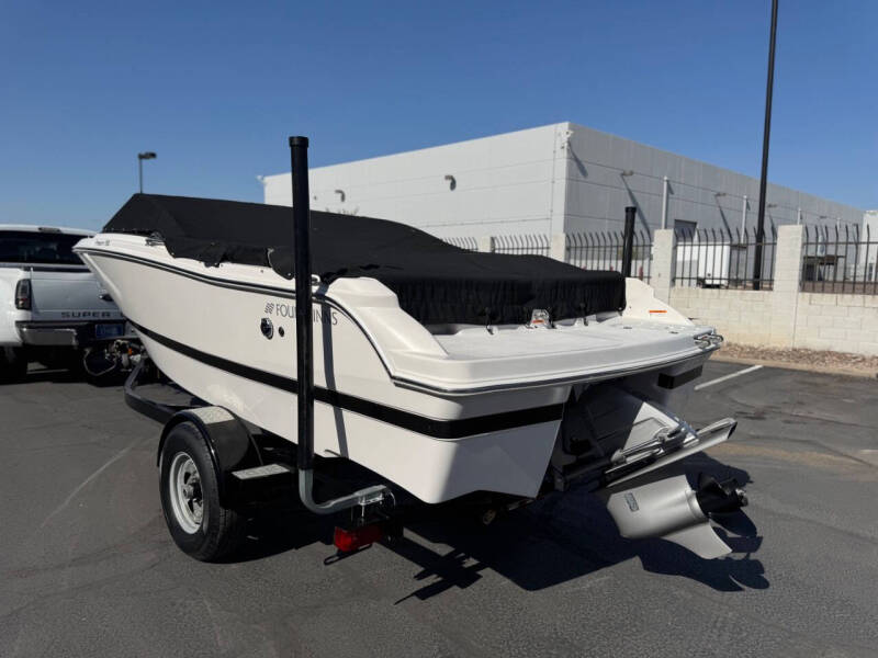 2017 Four Winns 190 Freedom