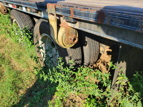 2007 unknown flat trailer