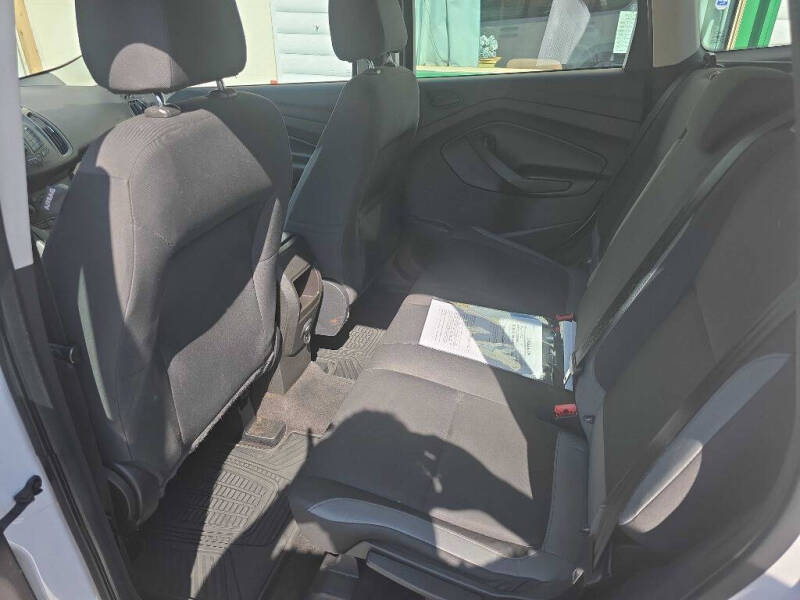 2015 Ford Escape S