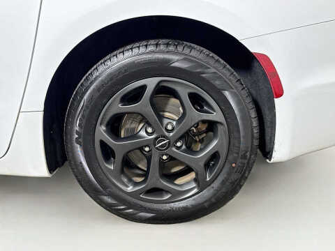 2021 Chrysler Pacifica Hybrid Touring L