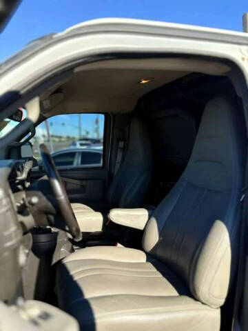 2019 Chevrolet Express 2500