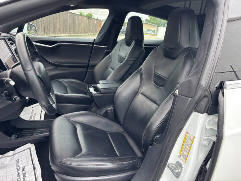 2016 Tesla Model S 70