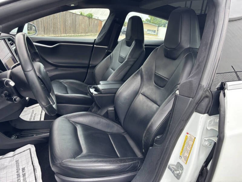 2016 Tesla Model S 70