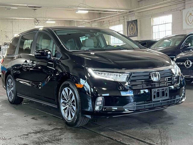 2021 Honda Odyssey for sale at Certified Luxury Motors in Great Neck NY