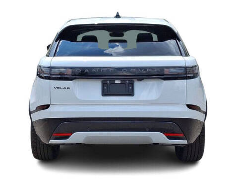 2026 Land Rover Range Rover Velar P250 Dynamic SE