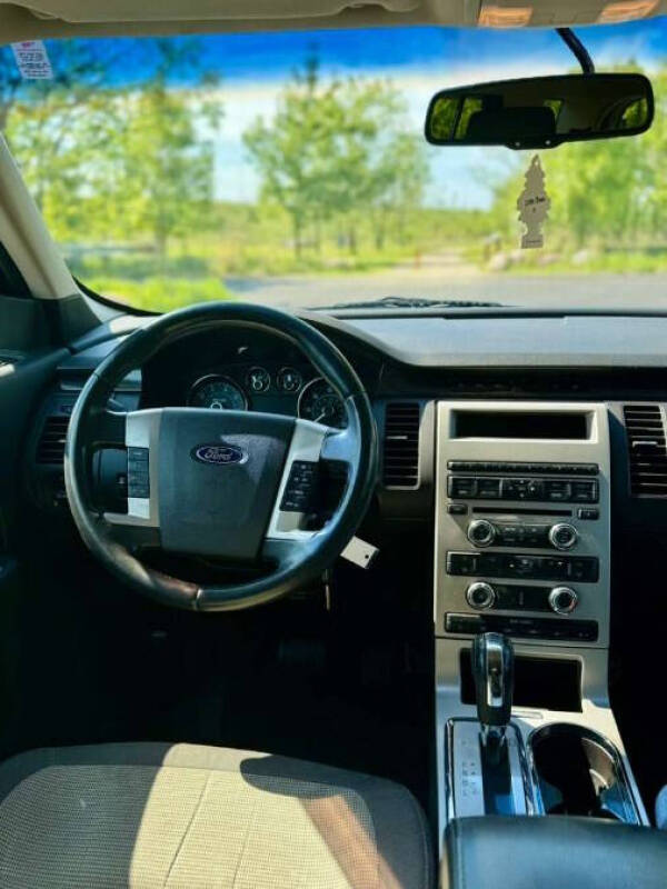 2011 Ford Flex SE