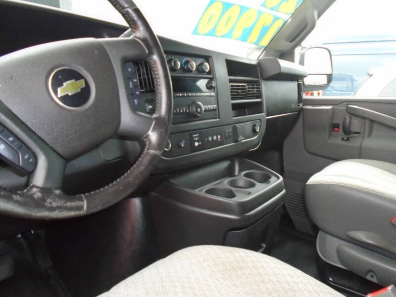 2020 Chevrolet Express 2500