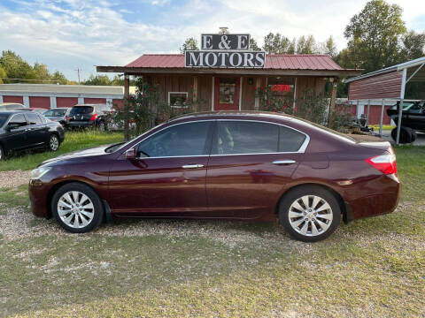 2013 Honda Accord for sale at E&E Motors in Hattiesburg MS