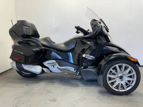 2016 Can-Am Spyder RT SE6