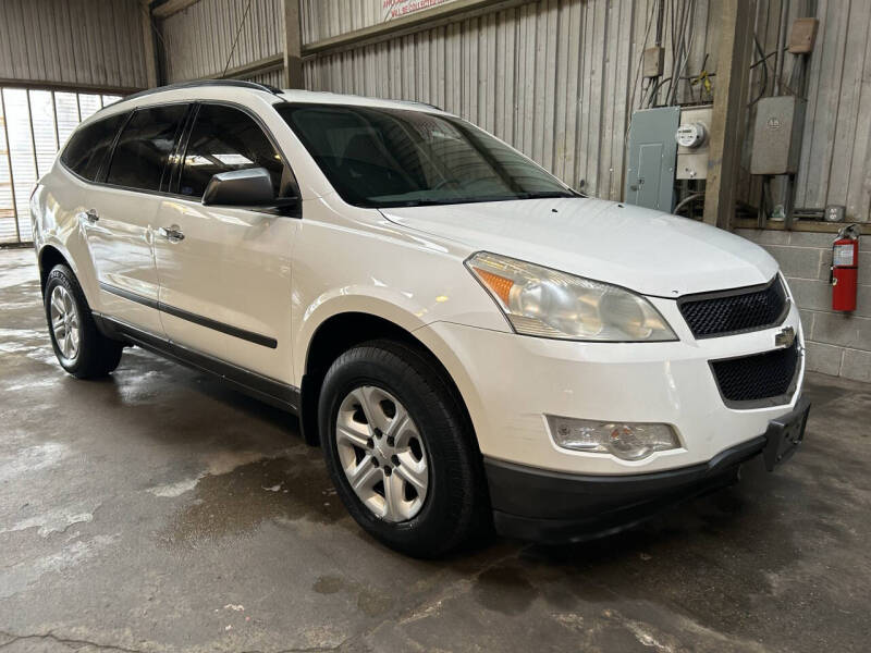 2011 Chevrolet Traverse LS