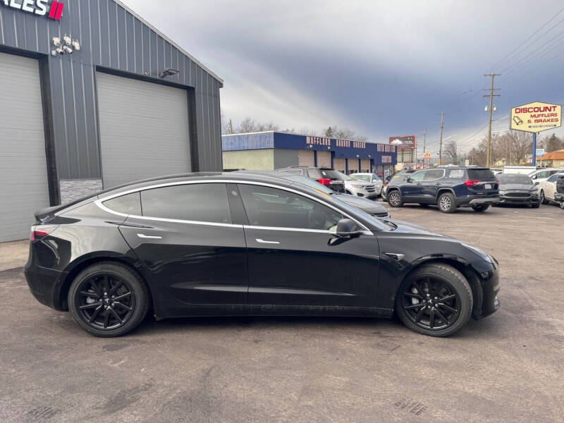 2019 Tesla Model 3 Standard Range Plus