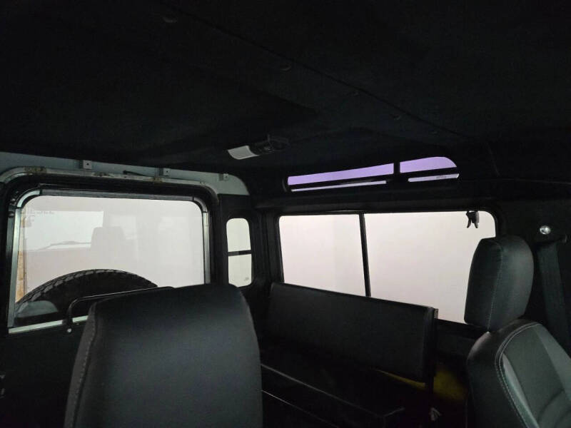 1991 Land Rover Defender