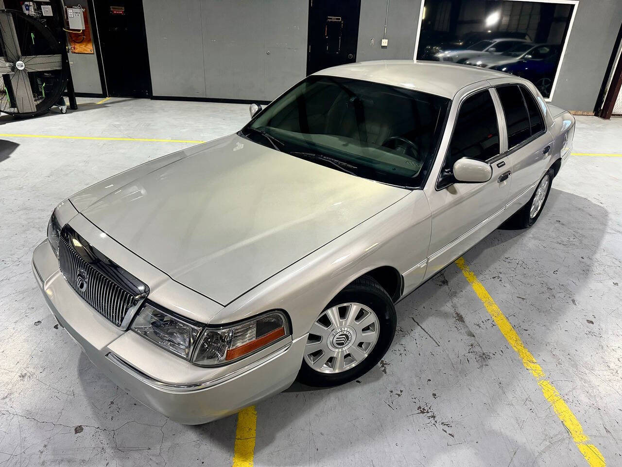 2004 Mercury Grand Marquis for sale at Carnival Car Company in Victoria, TX