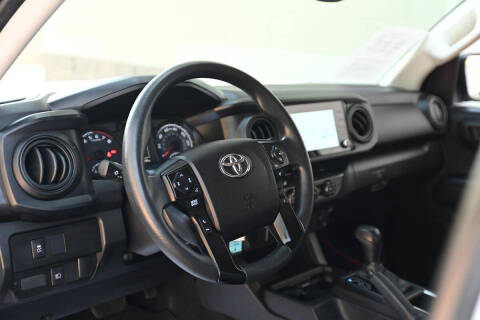 2022 Toyota Tacoma SR