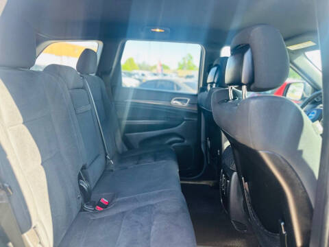 2015 Jeep Grand Cherokee Laredo