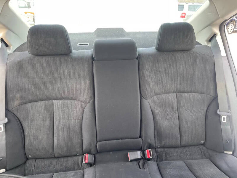 2014 Subaru Legacy 2.5i