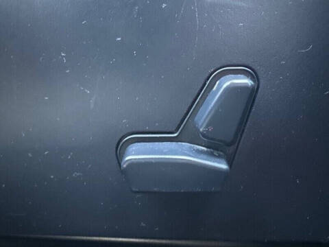 2012 Chrysler 200 Limited