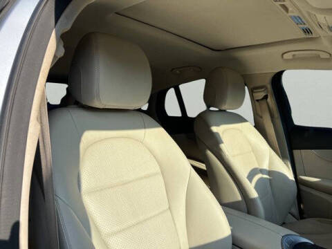 2020 Mercedes-Benz GLC GLC 300 4MATIC