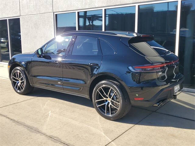 2025 Porsche Macan