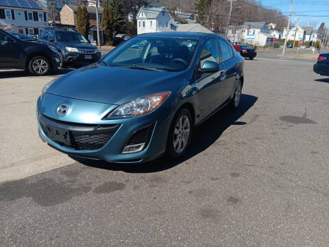 2011 Mazda MAZDA3 for sale at Cammisa's Garage Inc in Shelton CT