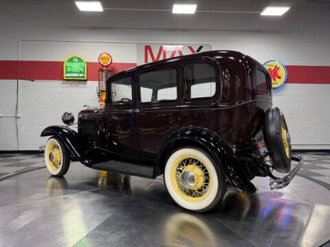 1932 Ford Model 18