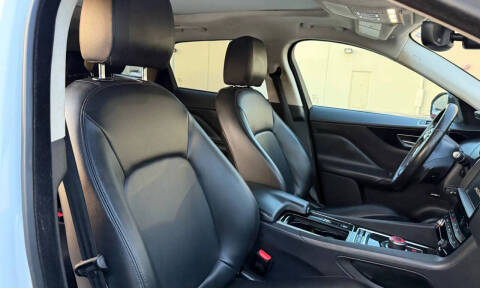 2019 Jaguar F-PACE 25t